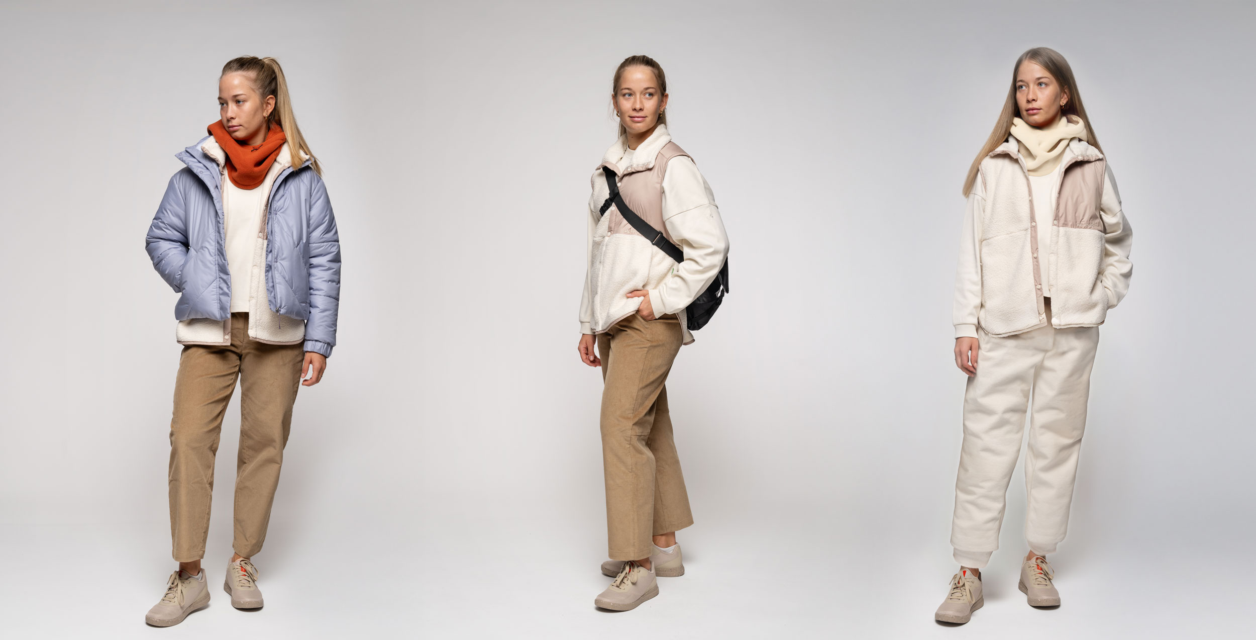 VAUDE Outfitting lernen Junge Frau in drei verschiedenen Outfits vor weisser Wand