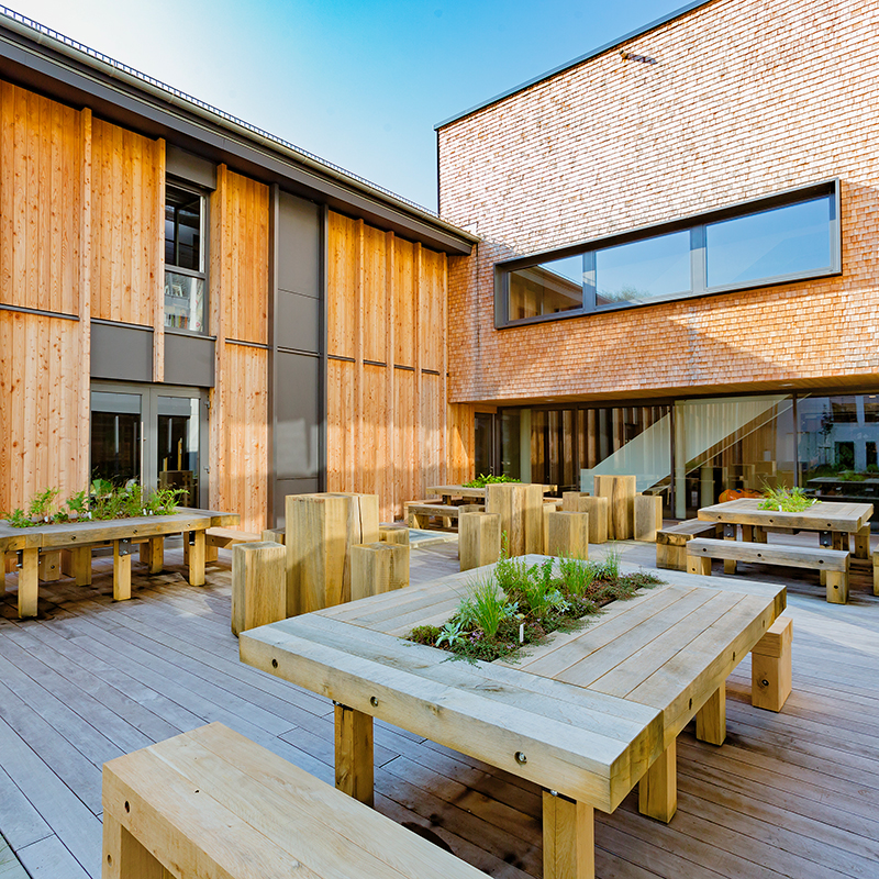 Sitzgelegenheit am VAUDE Campus