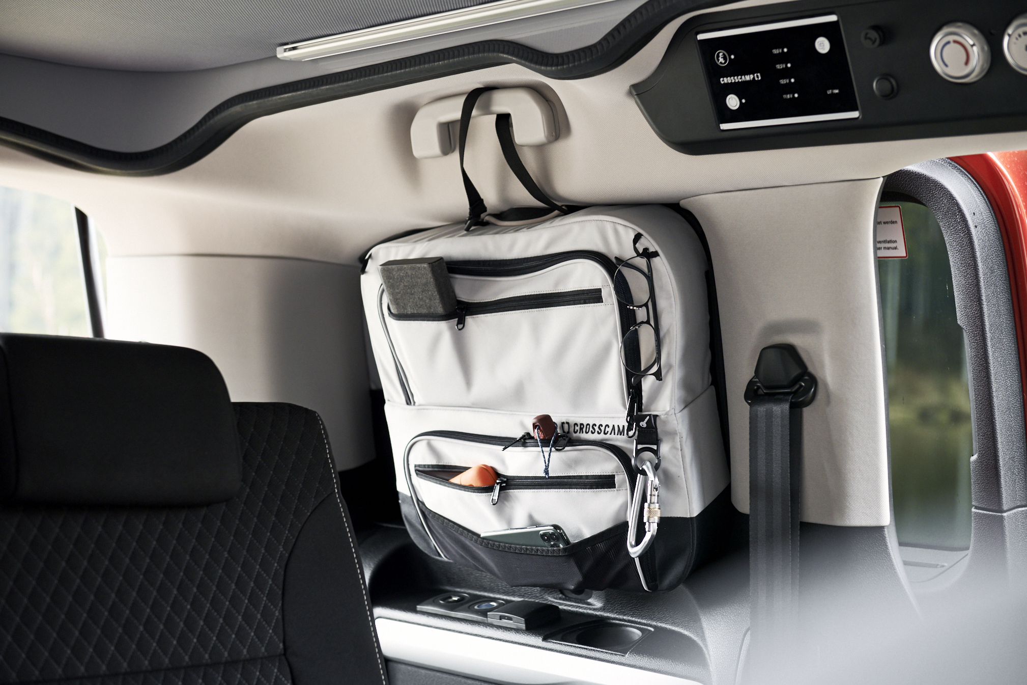 Fenstertaschen für den Campingbus von Crosscamp