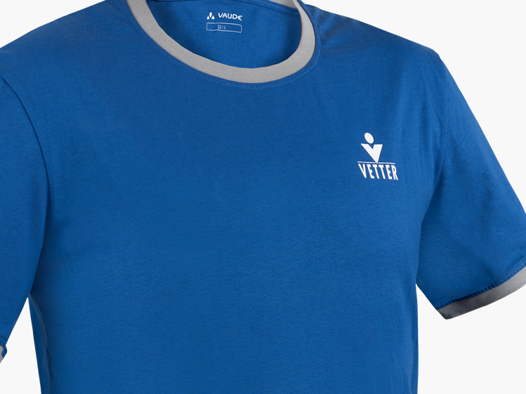 Frontansicht Vetter Herren T-Shirt mit Logo in blau Frontansicht Vetter Herren T-Shirt mit Logo in blau